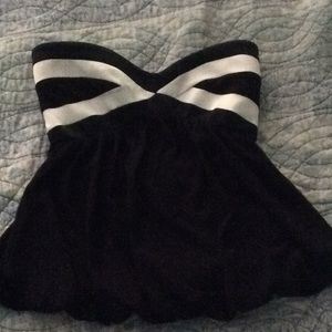 Bebe Black & White Vintage Contrast Top